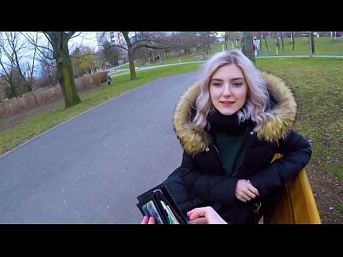 ❤️ برای پول، تقدیر از یک غریبه را قورت می دهد - کار بامزه در پارک اثر Eva Elfie ❤❌ پورنو روسی در ما ❌